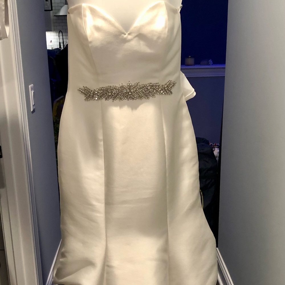 Allure Romance 3000 size 18 mermaid gown